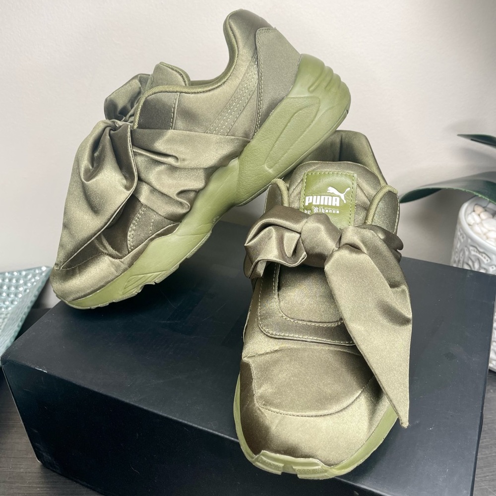 Puma x Fenty By Rihanna Bow Sneaker Olive Branch - Picture 10 of 14